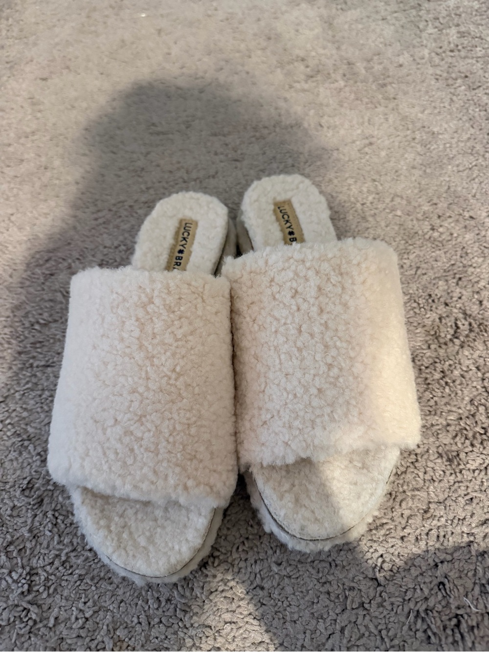 New Lucky Brand Sherpa Slides - Cream